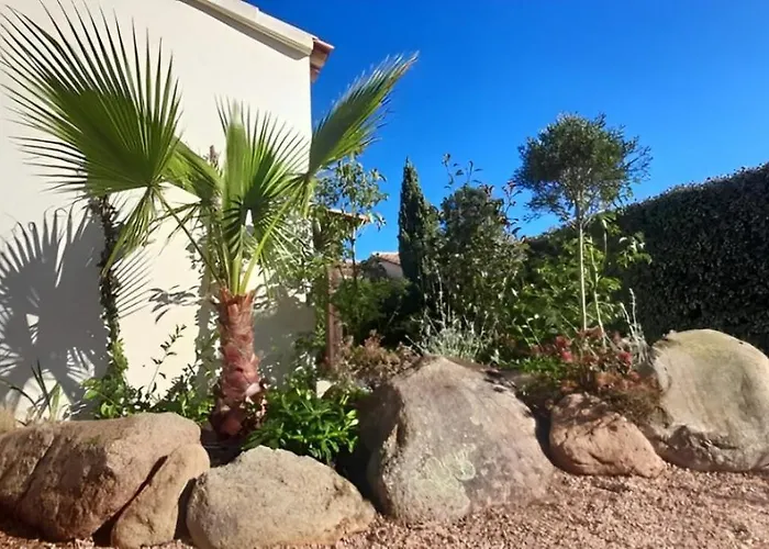 Dans Avec Piscine