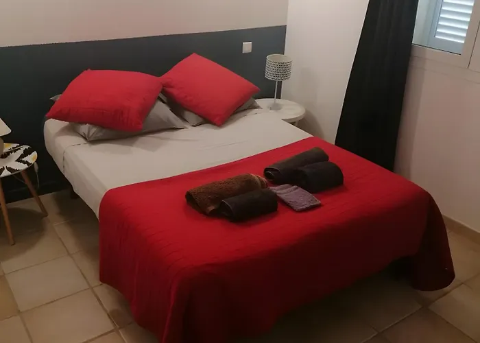 Dans Avec Piscine Villa *