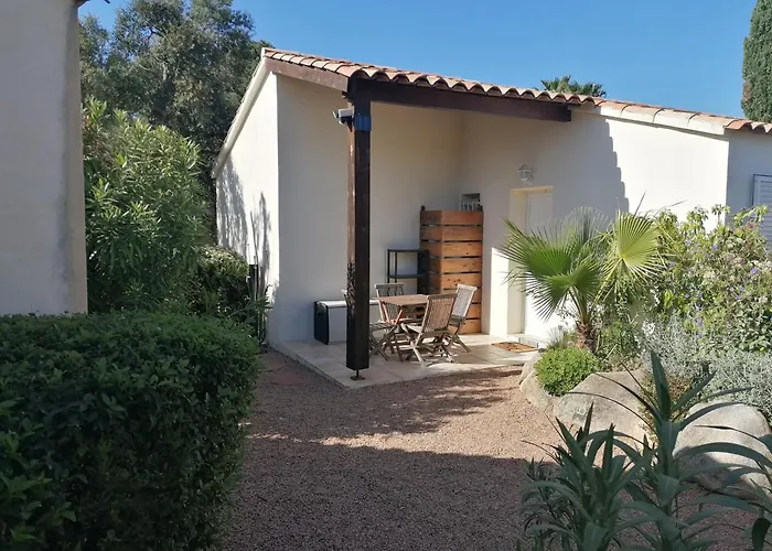 Dans Avec Piscine *