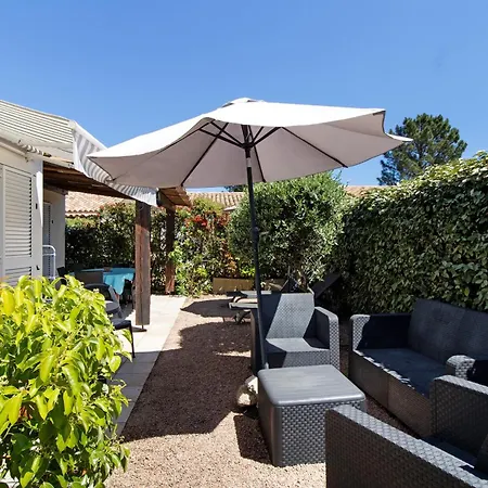 Villa Dans Résidence Avec Piscine *