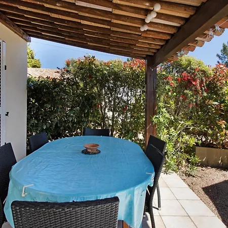Dans Résidence Avec Piscine Villa *